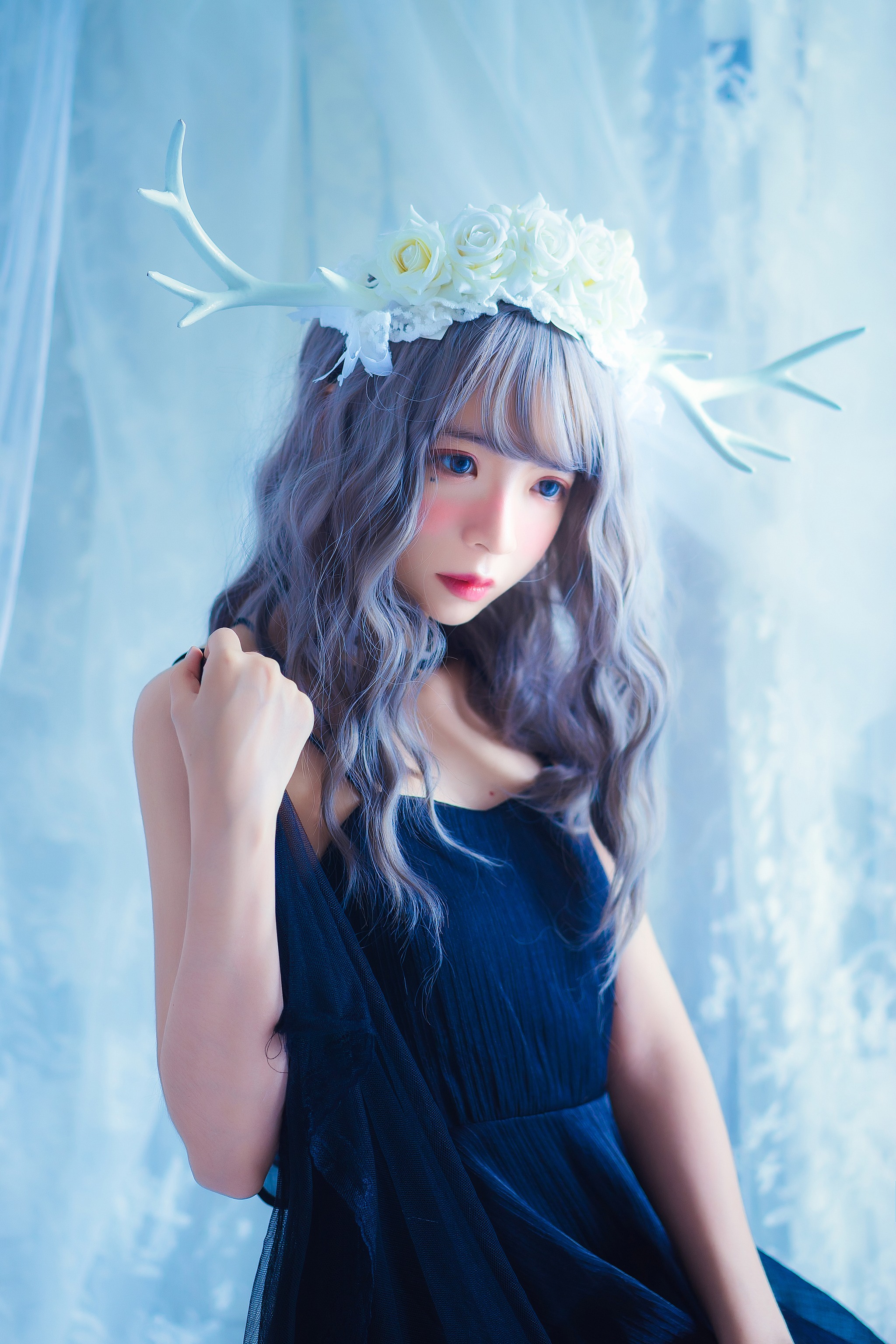 疯猫ss – NO.081 黑裙网袜 [25P]-XikXak